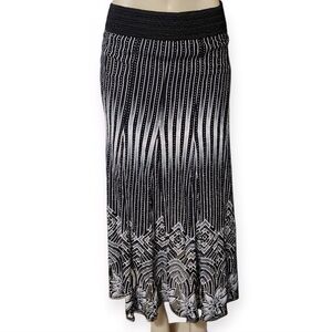 Lapis Black and White Midi Skirt Boho Chic Style.